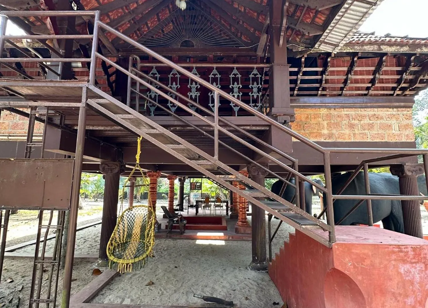 Elephant Courtyard- A Heritage Homestay Alappuzha India
