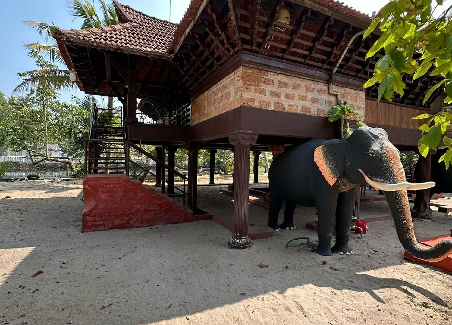Elephant Courtyard- A Heritage Homestay Alappuzha 0*,  India